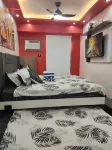 Near Manila Airport. Lovely "HOTEL STYLE" Studio Condo, With Kitchenette + Swimming Pool, 7A Hotels near Shopwise