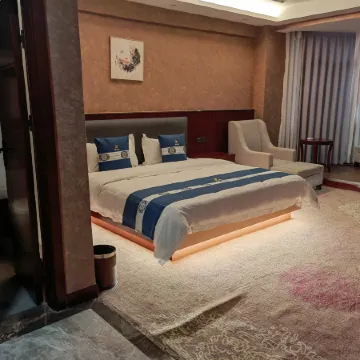 Phoenix Hotel