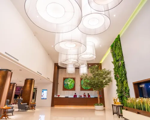 Movenpick Suriwongse Hotel Chiang Mai Hotels near Fa Ham