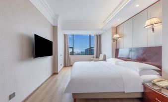 Oriscene Garden Hotel (Bayi square Tengwang Pavilion )