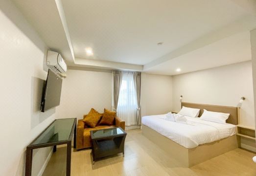 4. 엥 파 루앙 호..