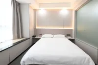 Lanxi Yicheng Hotel