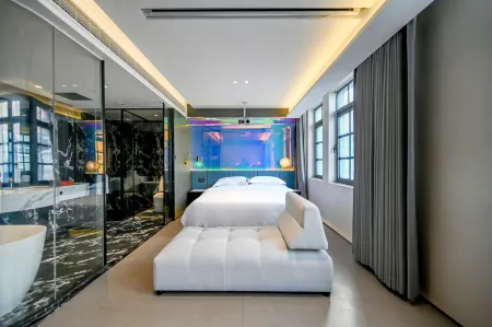 Fantasy Competition Space Hotel Отели рядом с достопримечательностью «Pengcheng Square»