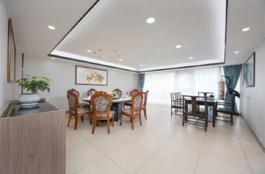 BONUS HOTEL Отели рядом с достопримечательностью «Tianshang Renjian»