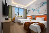 Lanfei Smart Cinema Hotel (Walmart Minfa Square Branch) Hotel in zona Xiangyang Vocational and Technical College