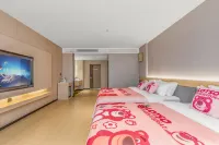 Cloudland Season S Hotel (Beihai Silver Beach Branch)