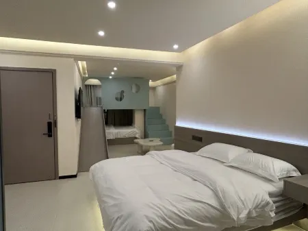 Xijiu Homestay Отели рядом с достопримечательностью «Dragon Palace Fairyland»