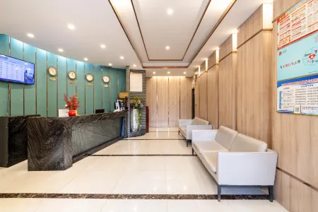 Hengyang May Sunshine Hotel (Hengzhou Avenue Railway Station Branch) Отели рядом с достопримечательностью «Hunan Technical College of Railway High-speed»