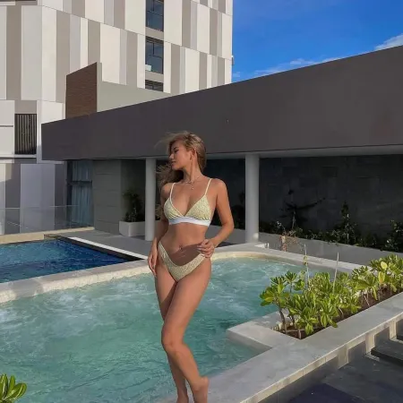 CONDOTEL CHAM BAY LUXURY