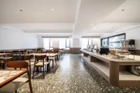 Licheng Xiyue Hotel (Maoming Bohe Port Fangji Island Ocean Resort Park) - breakfast