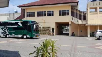 Hotel Surya Majapahit Hotels in Peterongan