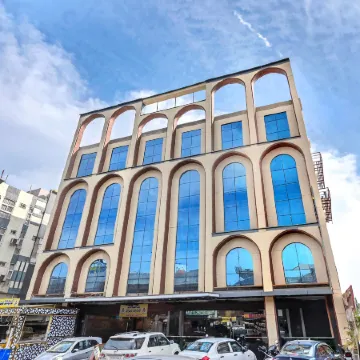 Hotel SM Deccan Park Airport Zone Shamshabad Hyderabad Отели рядом с достопримечательностью «Конгресс-центр MS в Хайдарабаде»