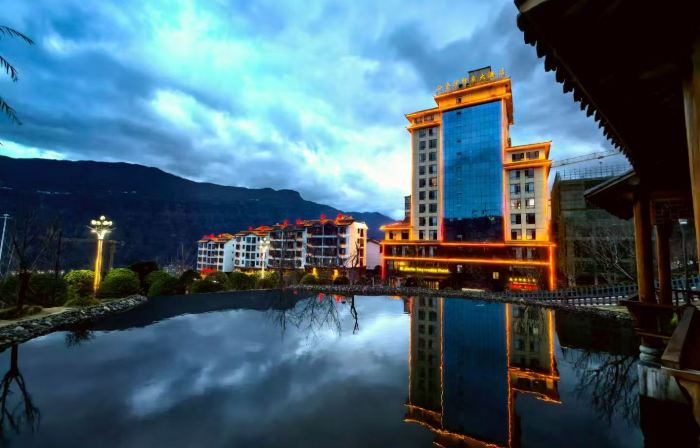 Yongshan Jinsha Impression Hotel
