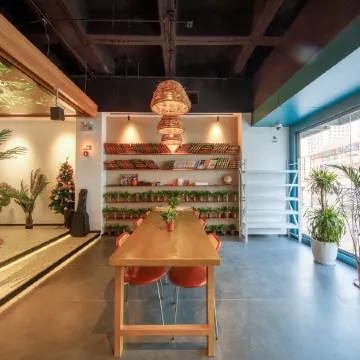 Dengba Inn (Shanghai Lujiazui New World Plaza)