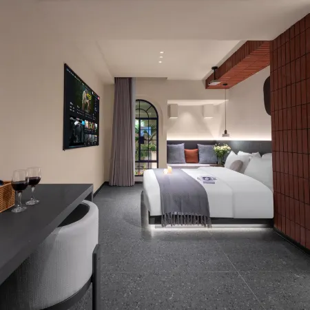 Unique Leju Hotel(Kunming Old Street Nanping Pedestrian Street Store)