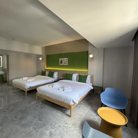 Chill Chill Hotel
