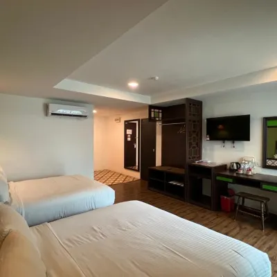 Swiss Hotel Heritage Boutique Melaka Hotels near Red Earth Collections