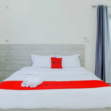 RedDoorz Plus @ GNG Hotel El Tari Airport Kupang
