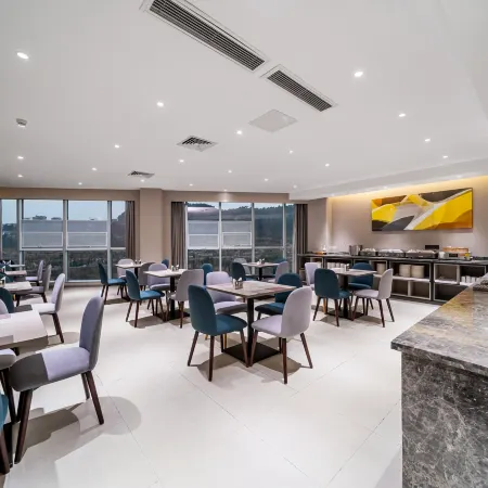 Homeinn · neo (Cangxi Binjiang Road Dahuo Mingcheng)
