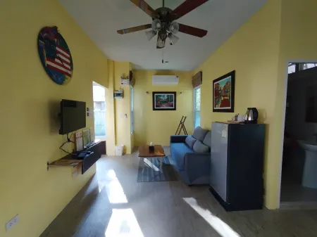 Watermill Resort Khao Yai Отели рядом с достопримечательностью «Wat Kaeng Klang Dong»