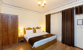 Hotel Iman
