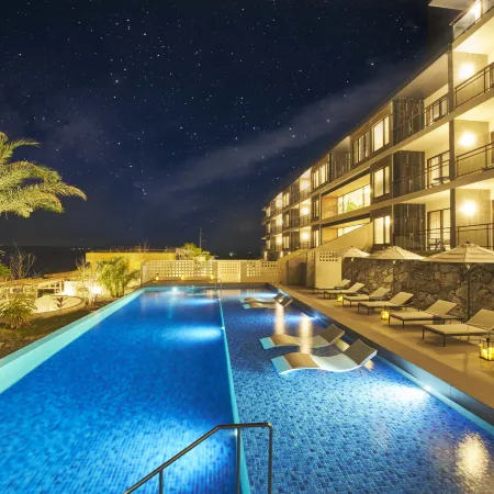 BATON SUITE OKINAWA KOURI Island
