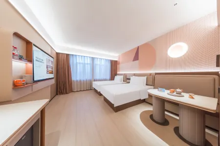 Orange Hotel (Xing'an League Vocational and Technical University Branch)