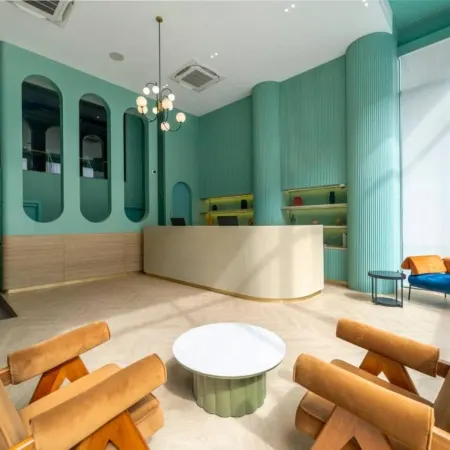 Myhotel Cmyk@Ratchada Отели рядом с достопримечательностью «Станция метро Huai Khwang»