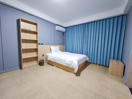 Daoju International Hotel (Danjiangkou Lion Rock International Manor Branch) Отели в г. Даньцзянкоу