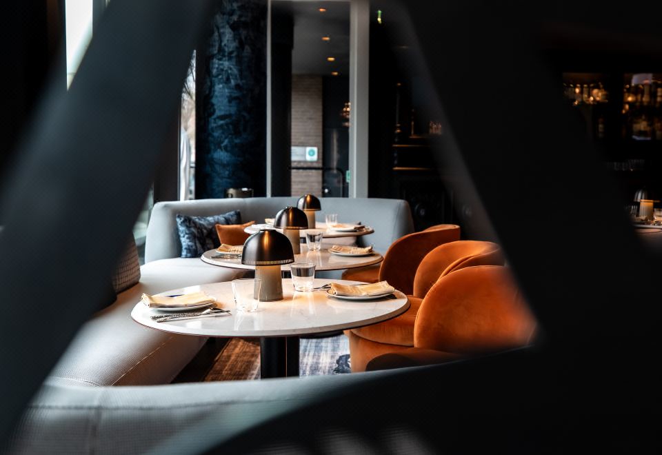1. Andaz Am..