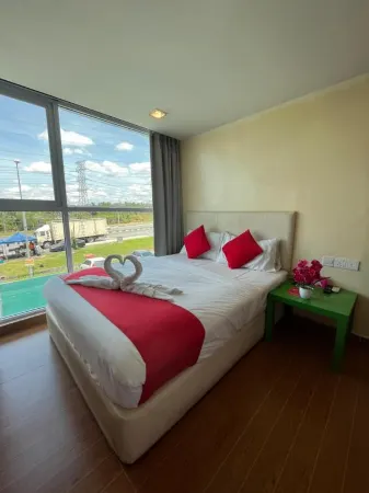 City Boutique Hotel - Bangi Отели рядом с достопримечательностью «Denai Sungai Kebangsaan @ Sungai Langat»