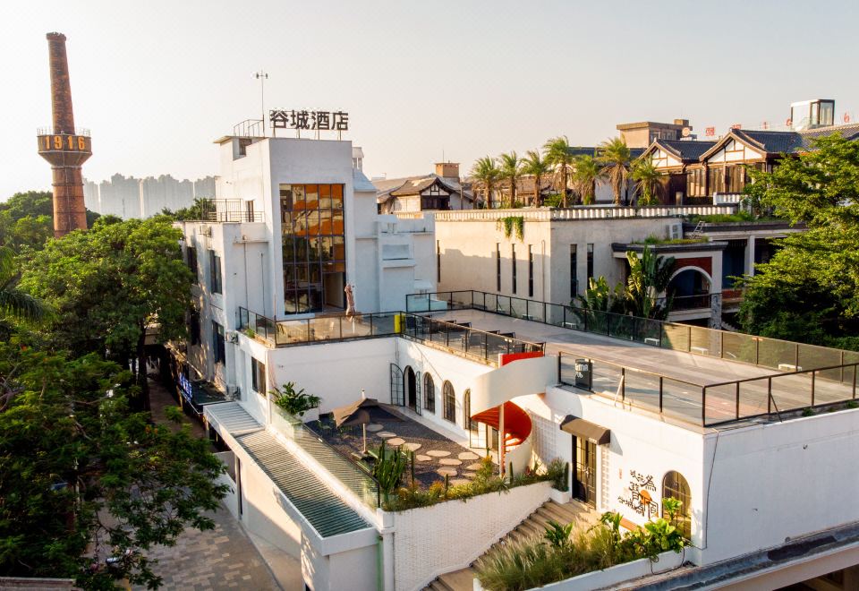 hotel overview picture