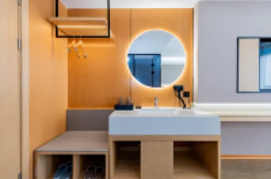 Bondi Hotel (Beiguo New Century Plaza)