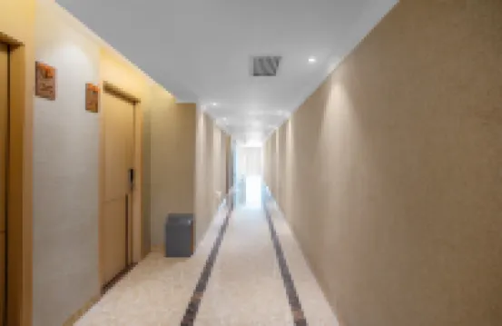 Yikela Yinying Apartment (Xinhui Wanda Plaza)