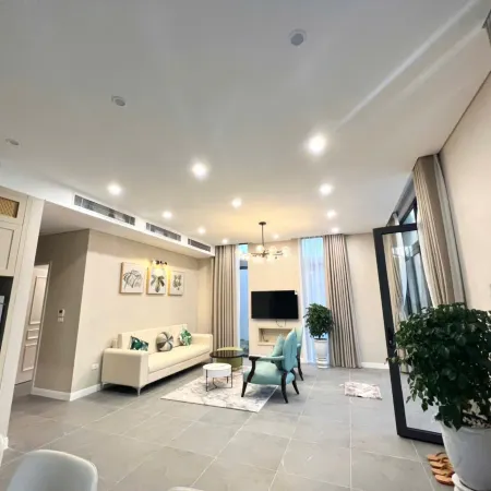 Tra Co Luxury Hotel