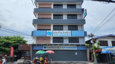 รูปภาพของไอริช เรสซิเด้นท์ (สำโรงใต้) 6 กม. จาก BTS ปู่เจ้า