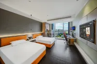 Yijie Electric Sports Hotel