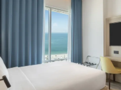Hampton by Hilton Kuwait Salmiya Hotels in Salmiya