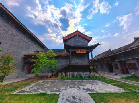 一默禪居·四合院民宿（塞上旧街大召寺） 塞上老街周辺のホテル