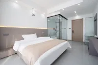 Light Luxury · Haitian One-color Sea View Hotel