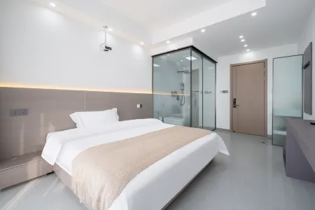 Light Luxury · Haitian One-color Sea View Hotel Отели рядом с достопримечательностью «Sucheng Chuanshan Mountain Feipu Scenic Area»