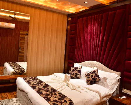 Hotel Blue Stone Hotels in Kanpur