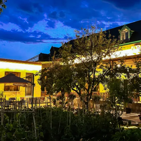 Tsubaki B&B (Tex Bagua City)