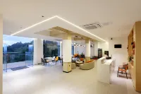 Longsheng Faraway Town Homestay (Longji Terraced Field No. 2 Viewing Platform)