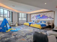 Yudong Hotel Hotels in Minfeng