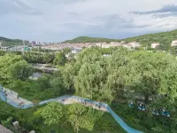 RuJiaYunshang Four Seasons Hotel (Xuzhou Yunlong Lake Xingshansizi Subway Station Branch)