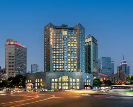 Orange Hotel (ChengduChunxi Road Tianfu SquareBranch) โรงแรมในเฉิงตู
