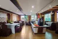 Lemon Shadow Play Hotel (Kunming Railway Station The Mixc) - سبا
