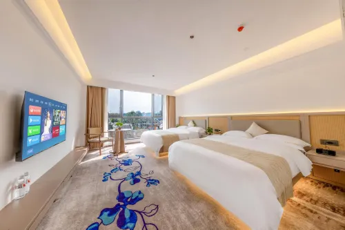 โรงแรมอัจฉริยะเหลียงฉี ชิงจวี้ ซานซุ่ย (สถานีรถไฟ หน่วยงานรัฐบาลประชาชนเขตซานซุ่ย)