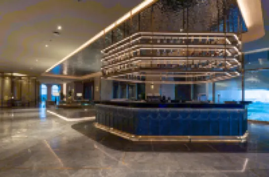 Arjuna Solitaire Hotel